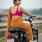 #saree #bulldoglovers #sareelove...