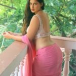 #beingtraditional #backless #sareehot...