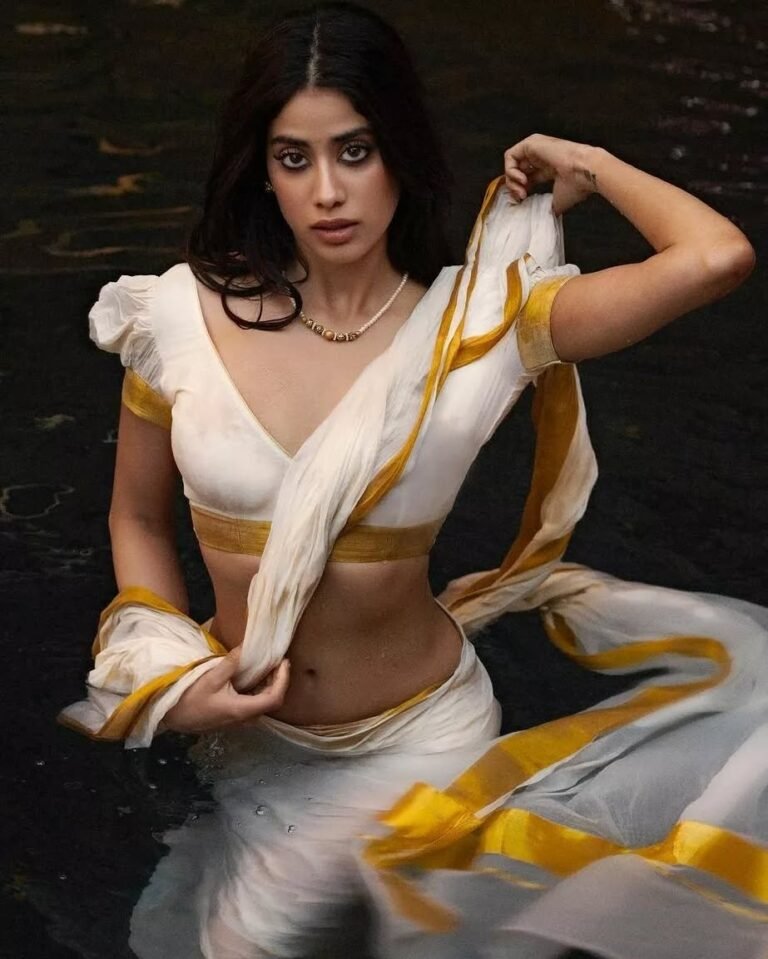 #beingtraditionall
#janhvikapoor...