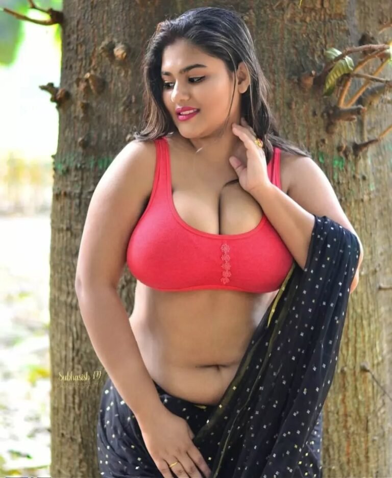 #saree
#bonggirl
#bongbeauties...