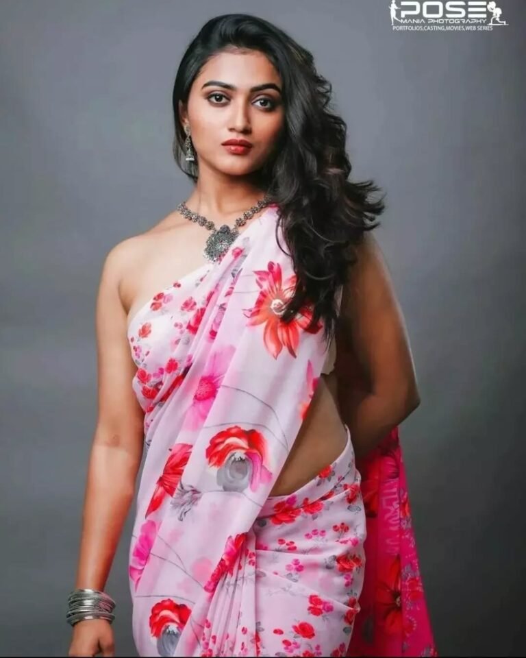 DM FOR PROMOTIONSIN FRAME @theaurapatel#kannadaactress
#teluguactress
#to...