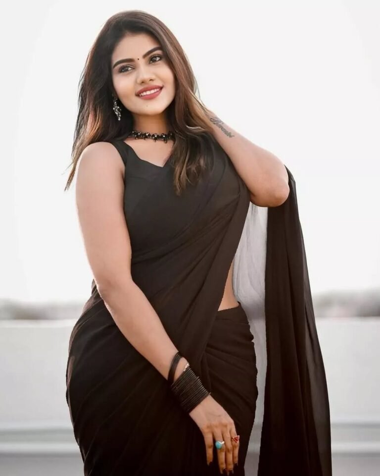NIVISHA
#nivisha
#nivishahot...