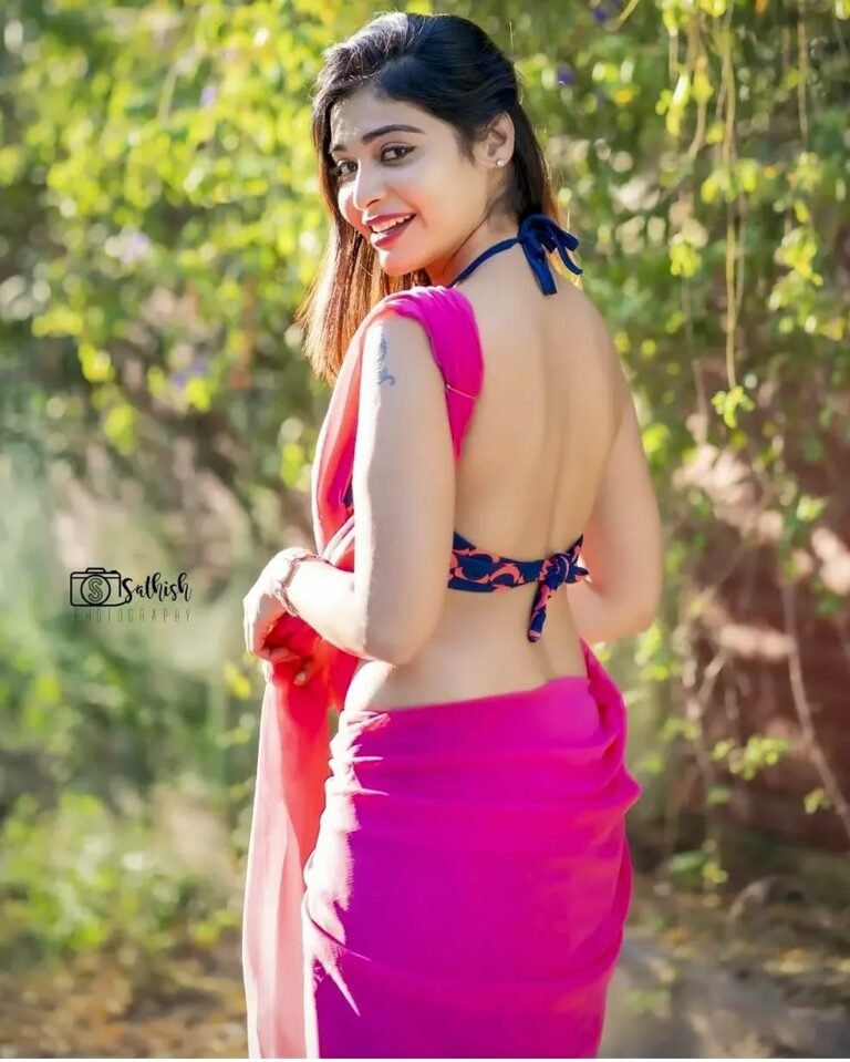 DM FOR PROMOTIONSFOLLOW @being_traditionall  For more pictures#dharshagupta ...