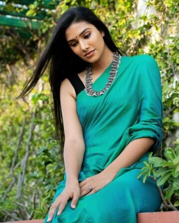 Model-- @luckysparkle9991#bollywood
#tollywood
#sandalwood
#hollywood
#dis...