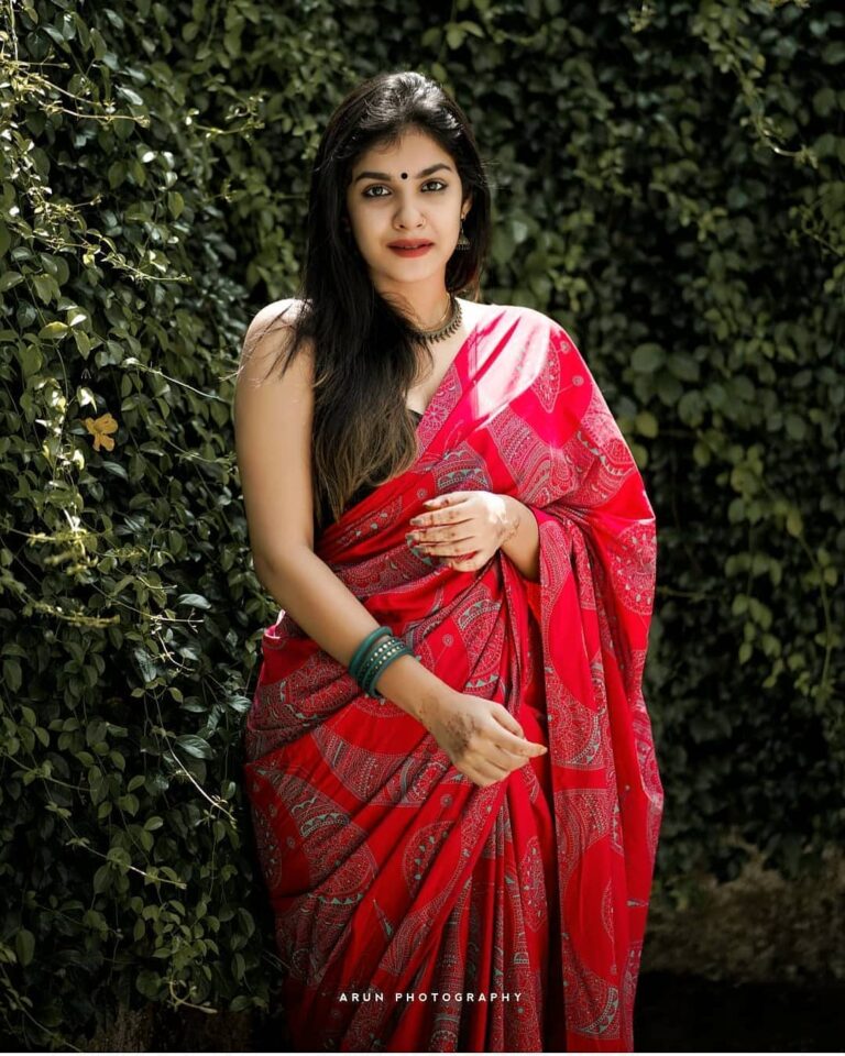 DM FOR PROMOTIONSFollow  @being_traditionIn Frame-- @sithara__vijayanPhoto...