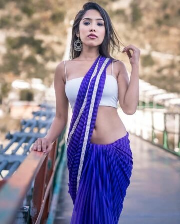 DM FOR PROMOTIONSFOLLOW @being_traditionall#saree
#beingtraditional
#indi...
