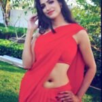 Follow @being_traditionall
In Frame-- @ kanisha
#bonggirl
#bestbongs #bongbeau...