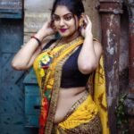 Follow @being_traditionall
In Frame-- @chandrikapassionica1
#bonggirl
#bestbon...