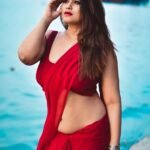 Follow @being_traditionall
In Frame-- @ pranwita
#bonggirl
#bestbongs #bongbea...