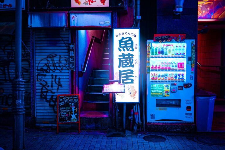 cyberpunk anime wallpaper