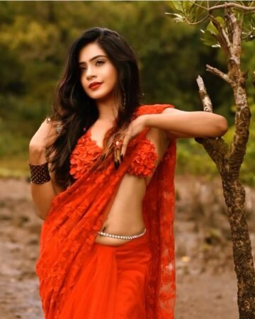 PROMOTIONS AVAILABLE
In Frame-- @kakoliofficial
#katrinakaif #deepikapadukone #...