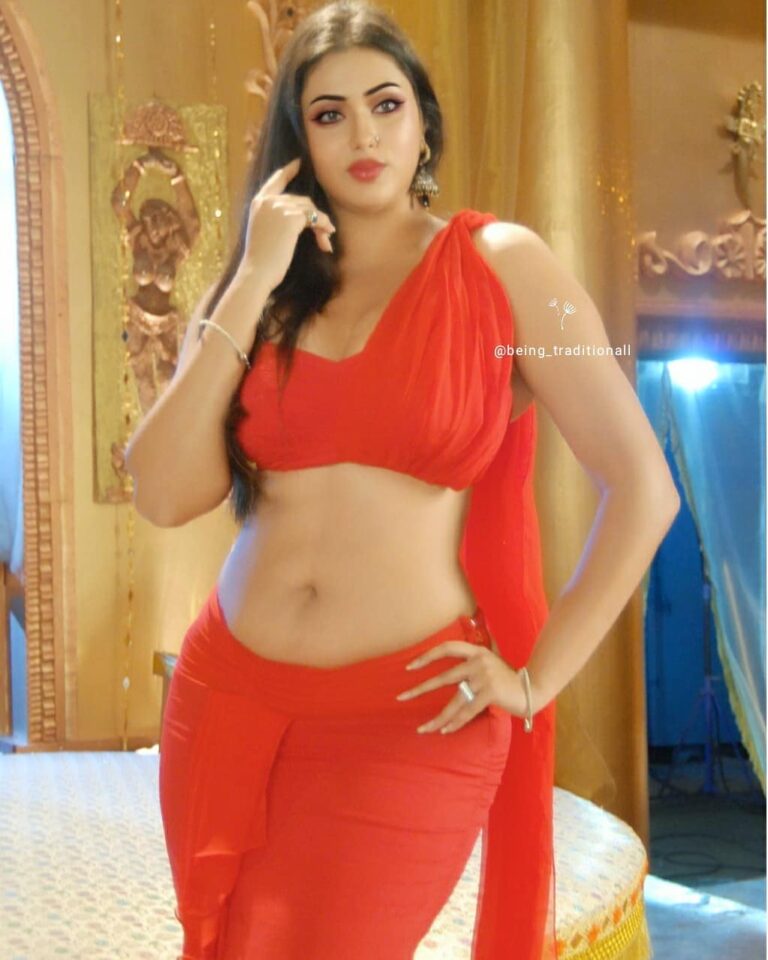 PROMOTIONS AVAILABLE
Follow @being_traditionall
In FRAME-- #saree #sareeblouse...