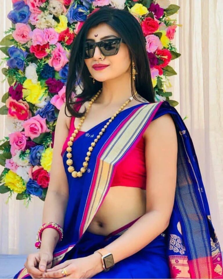 PROMOTIONS AVAILABLE In frame-- Unknown (DM For credit)#saree #sareeblousedesi...